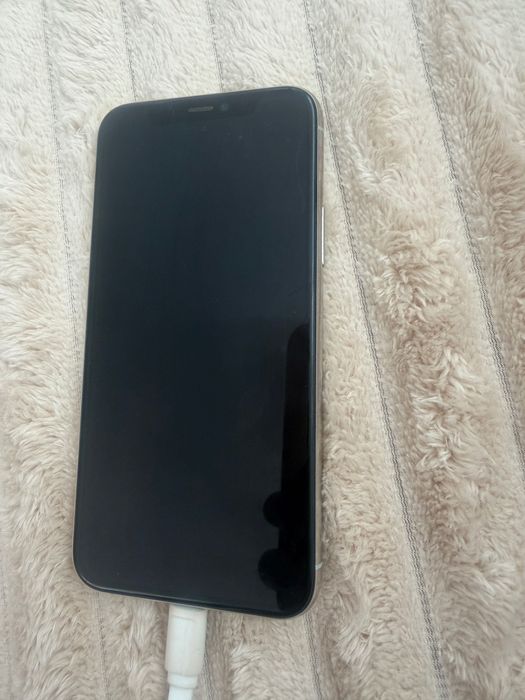 iPhone 11 Pro silver