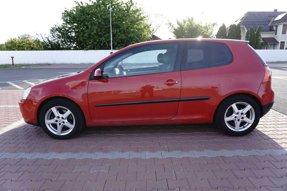 Volkswagen Golf V 2.0 TDI 140 CP 2006