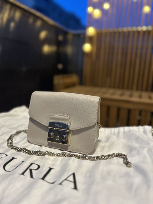 Geanta Furla metropolis mini nude/ crem piele naturala