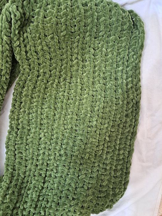 Ръчно изплетени шалове различни цветове и материи