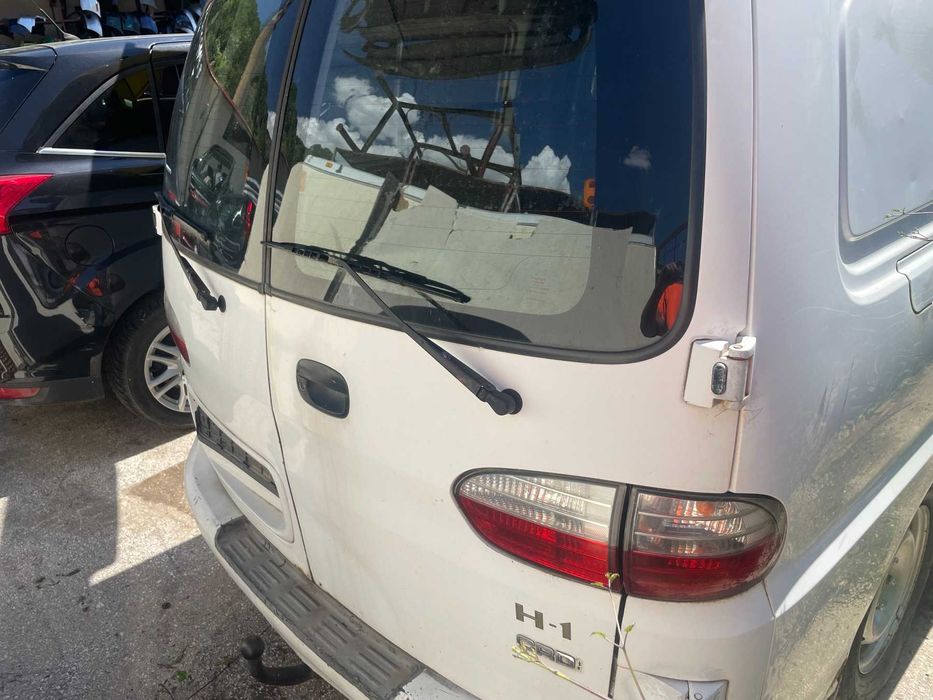 Hyndai H1 2.5 TDI / Хюндай Х1 2005 година на части