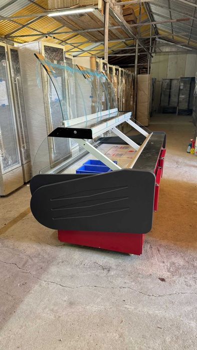 Vitrină refrigerare RG05 cu depozitare