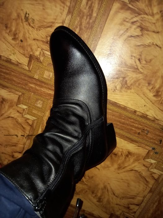 Продам осенные сапоги