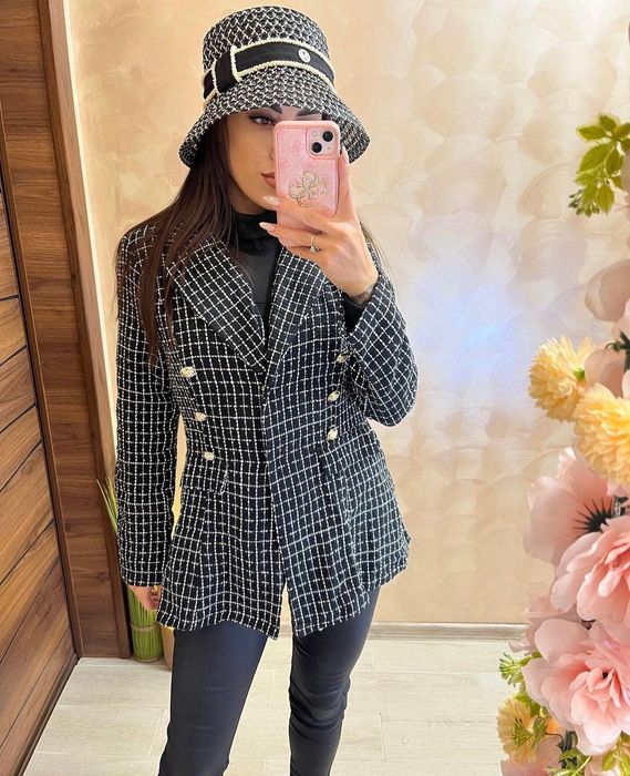 Елегантна дамска рокля в бонбонено розово. Дамски гащеризони и рокли