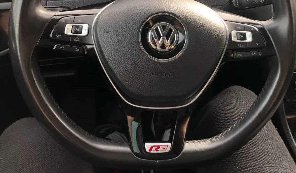 Емблема RLine за волан алуминиева два цвята