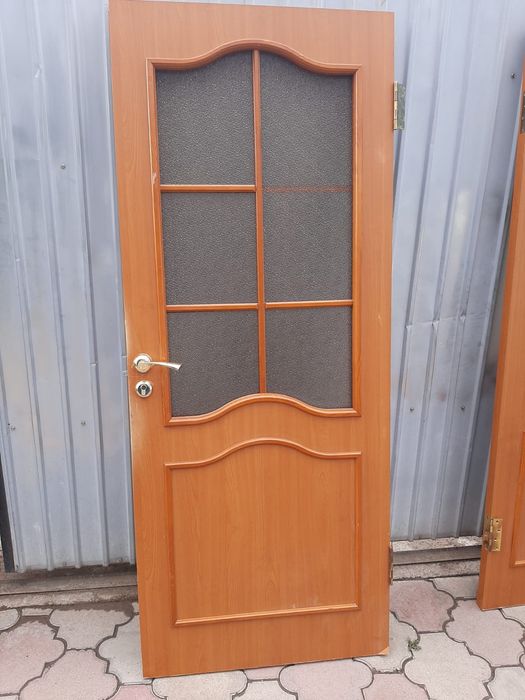 Продам двери межкомнатные