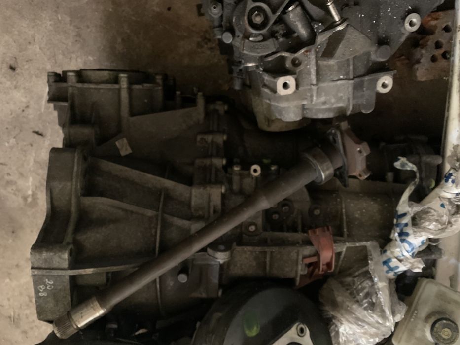 Ръчна скоростна кути Ауди а4 б8 2.0тди audi a4 b8 2.0tdi