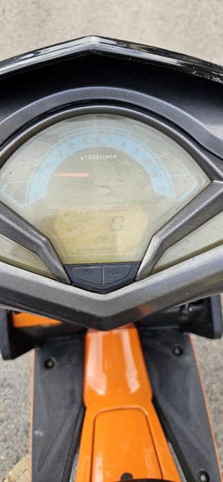 Скутер Lexmoto Monza 125