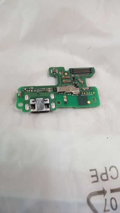 Huawei p8 lite платка за зареждане