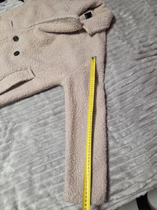 Продавал палто Bershka