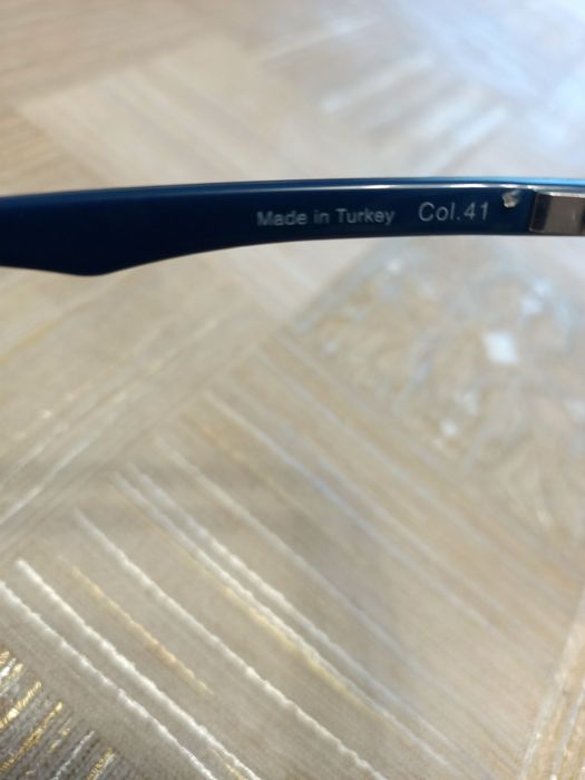 Продам детскую оправу для очков