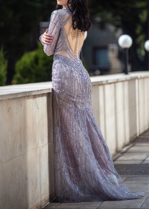 Бална рокля на Pembe Kenan