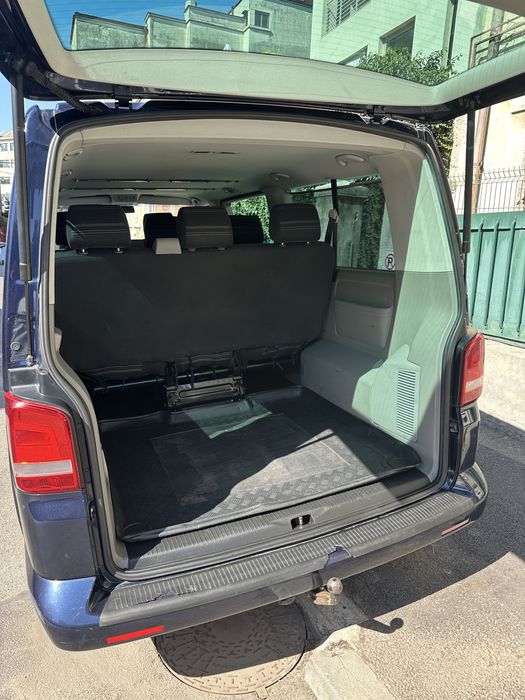 Volkswagen Caravelle T5  8+1 locuri