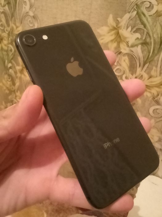 iPhone 8 64 gb black
