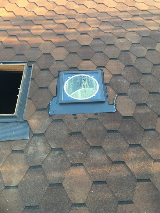 Montez ferestre de mansarda Velux Fakro Roto