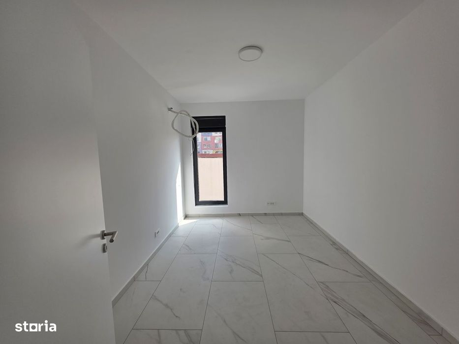 Apartament  cu 4 camere de inchiriat in zona Aviatiei