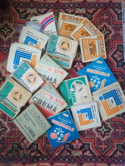 Продам пластинки разные и др сборник бобины  и ДВД диски