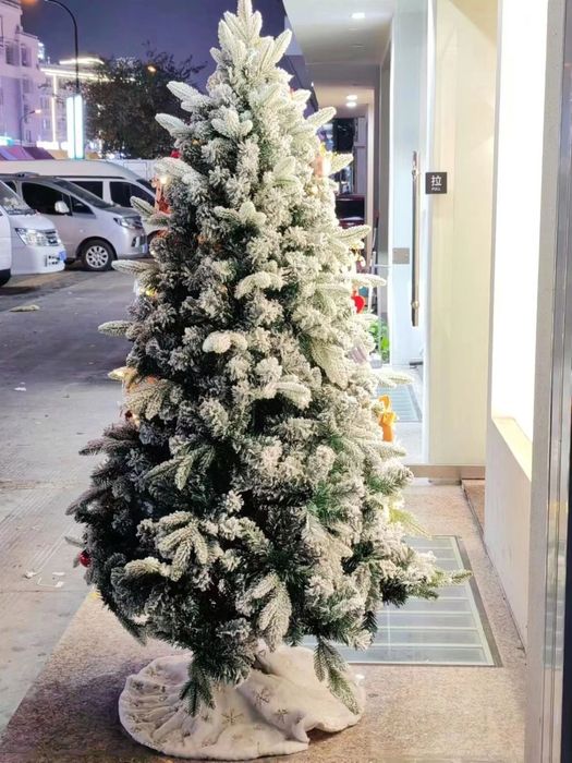 Ёлки новогодние.