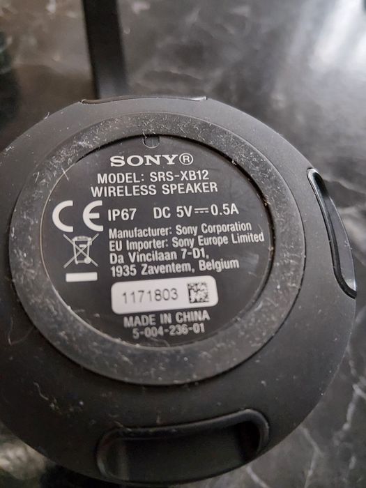 Boxa Sony   Bluetooth.Sunet clar și bas superb.