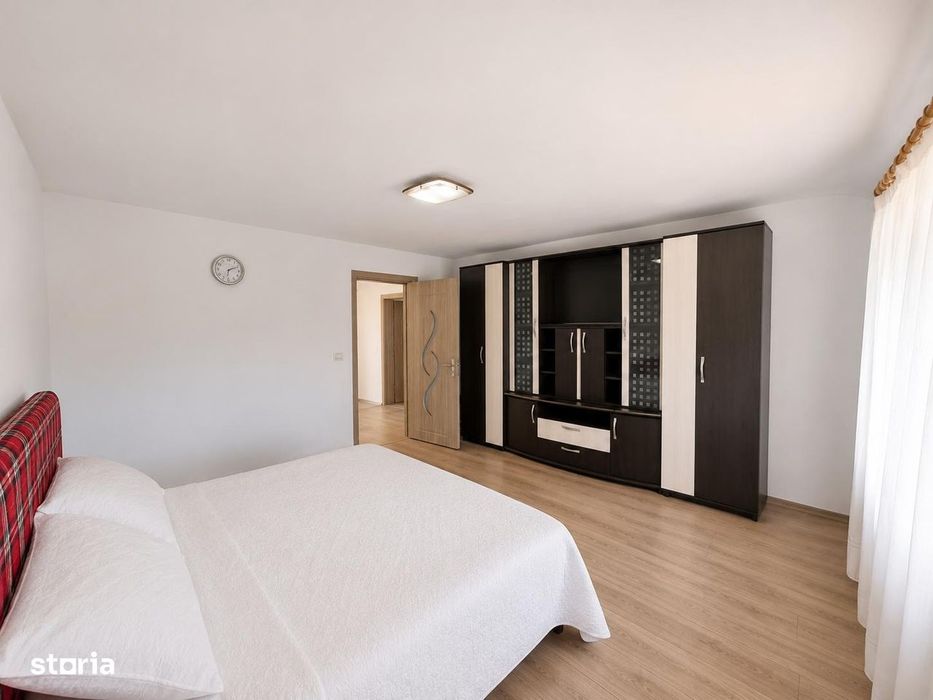 sat MARGINENI, Casa P+1, din 2011 cu 5 camere, 550mp teren,