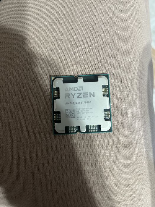 Процессор Ryzen 5 7500f