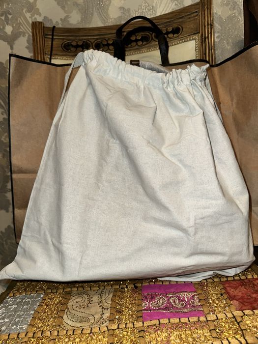 Сумка багет charles and keith