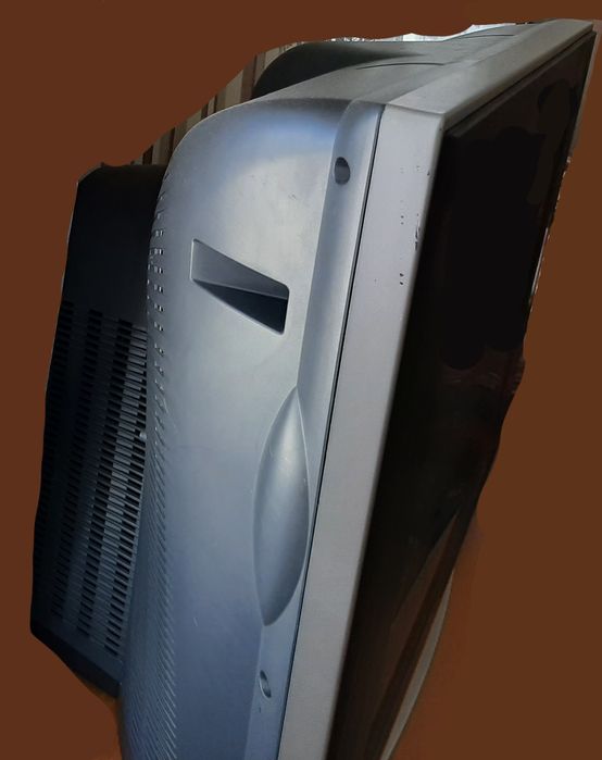 Продам телевизор LG