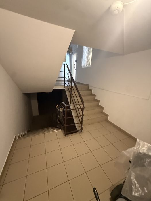 Ofer spre vânzare Apartament 2 camere , Bloc nou , Zona piața mică , Etaj 2