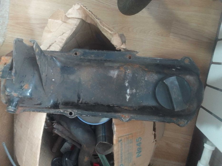 Продам запчасти на аудио 80.