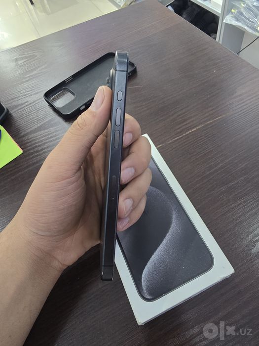 Iphone 15pro max 256gb xotira telling aybi yoo usta kormagan