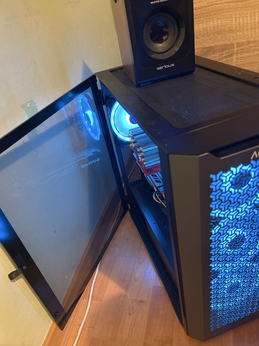 Carcasa Aqyris Aquilla E-ATX Mid Tower 4 ventilatoare Argb telecomada