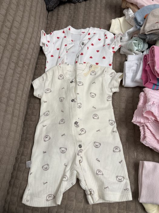 Продам детские вещи