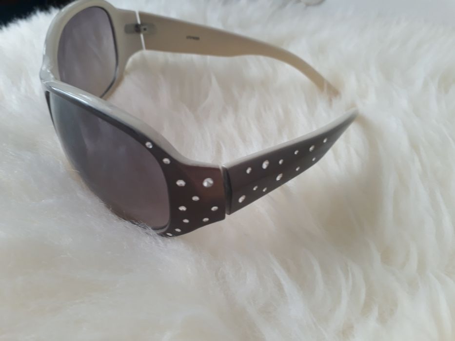 Намалени! Слънчеви очила различни видове