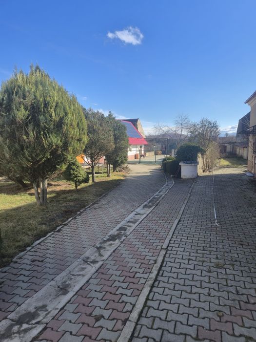 Proprietar Casa săsească Bod Sat,2200mp,ideală 2 familii - investiție