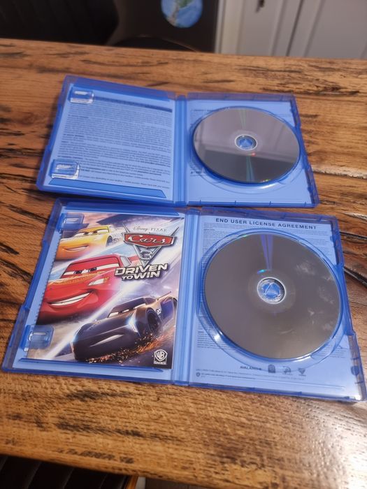 De vânzare PS4 500GB