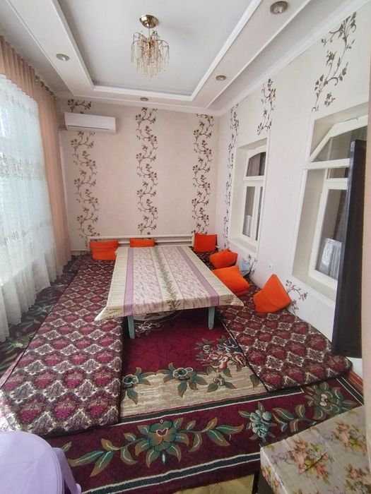 Xovli sotiladi Metro yaqin