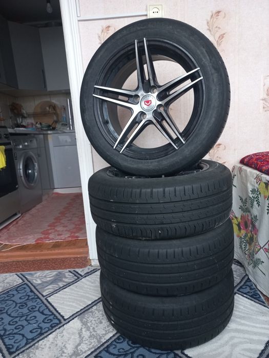 Продаётся б/у диска балон R15