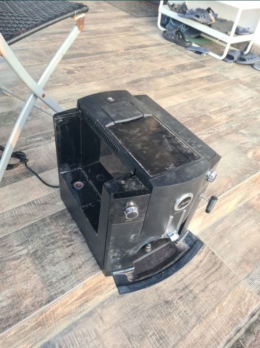 Miele. Delonghi, Melitta, Saeco  și jura c5 , expresore de cafea