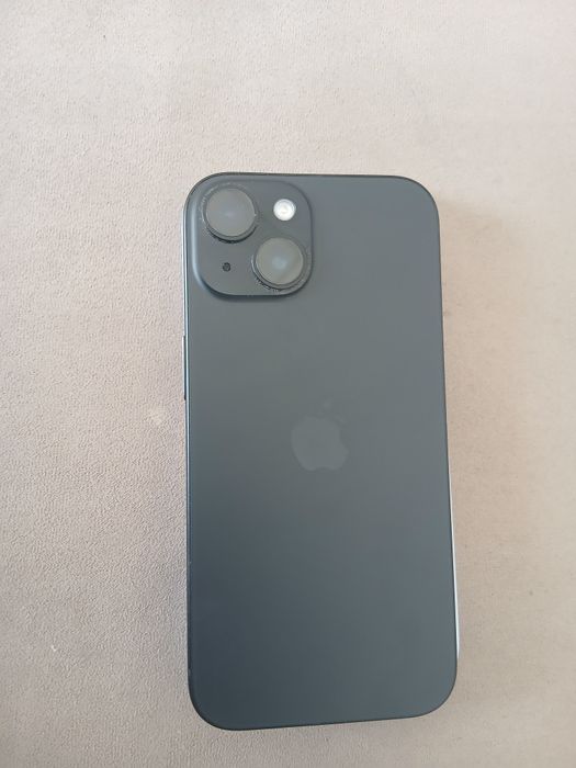 Продам iPhone 15, 128 GB
