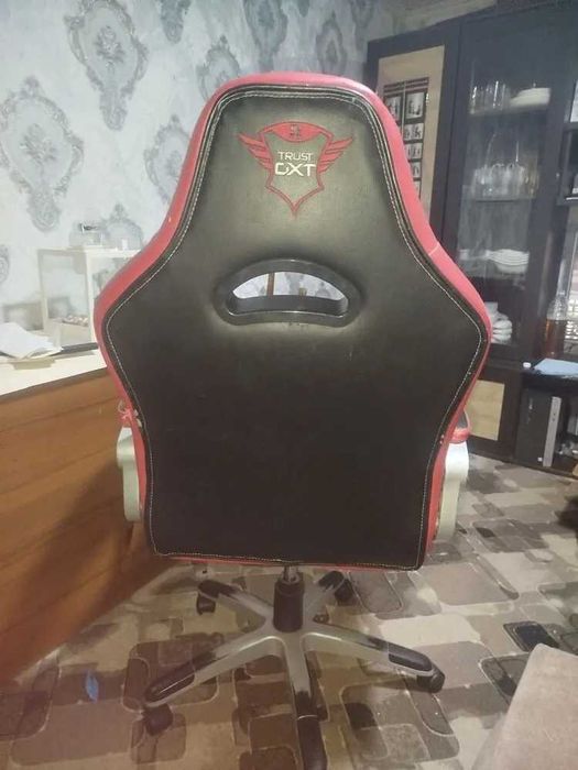 компьютерное кресло