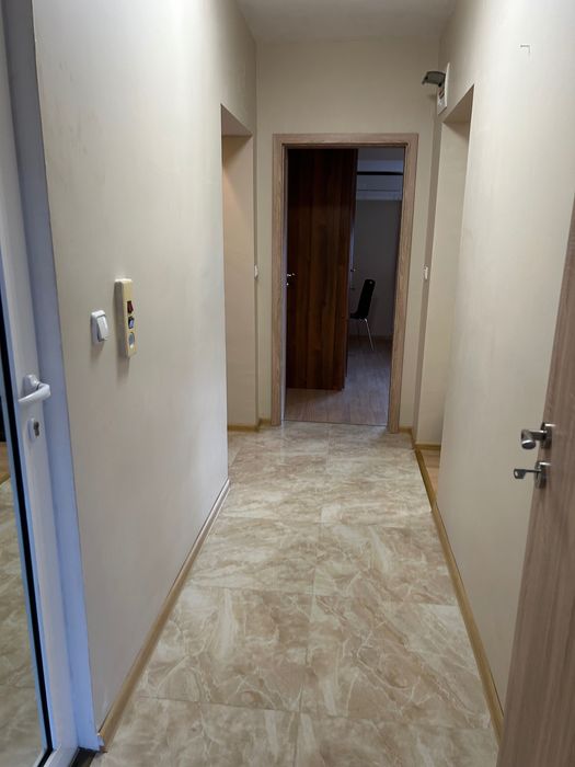 Дава се под наем Двустаен апартамент в Хасково, Център - 68 кв.м за 70000 € - Снимка #4