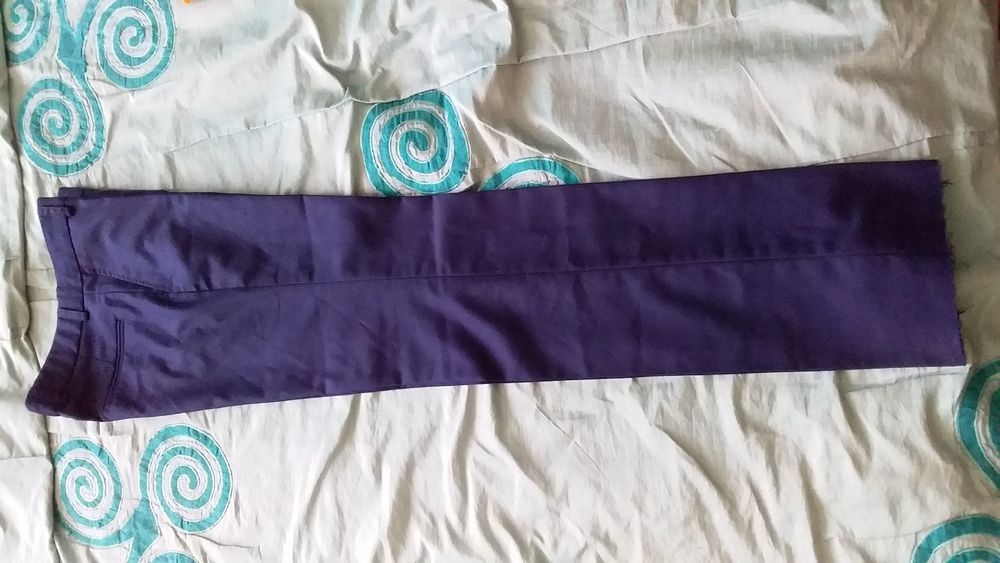 Брюки школьные на 8-10 лет