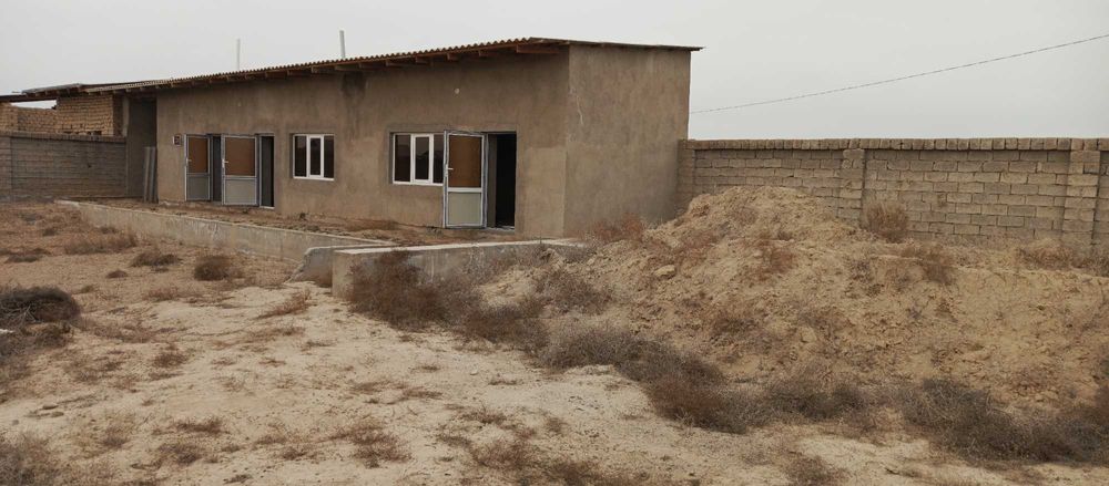 6sotixli uy sotiladi