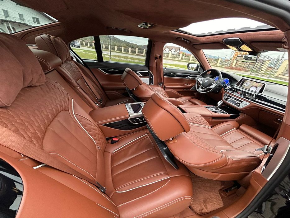 BMW Seria 7 / Long Model Individual