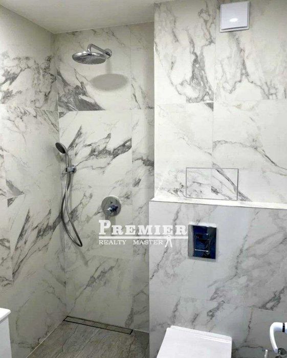 Дава се под наем Двустаен апартамент в Бургас, Лазур - 70 кв.м за 149121.96 € - Снимка #6