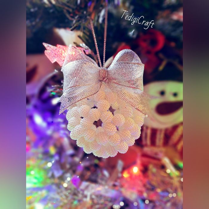 Играчки за елха от перли