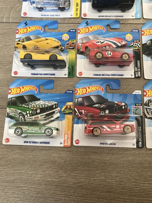 Hot wheels колички BMW Ferrrari mercedes audi nissan ford hotwheels