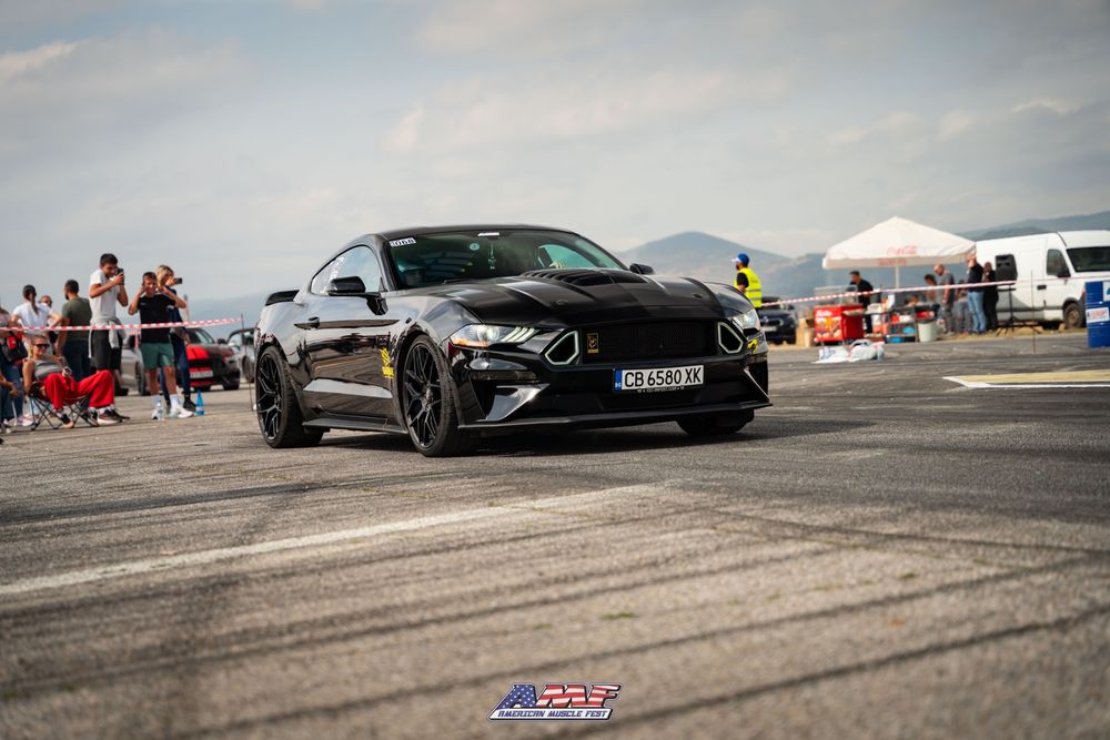 Кола под наем Ford Mustang 2018 GT за абитуриентски бал или съб