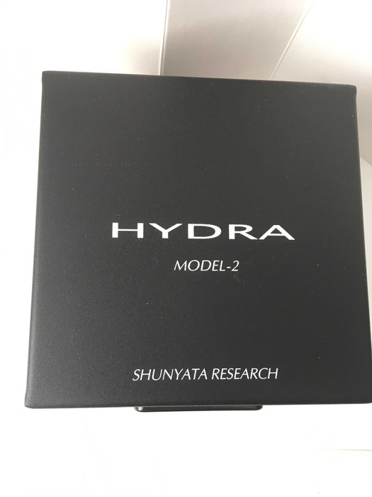 Сетевой фильтр Shunyata Research.