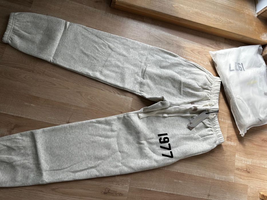 Essentials FOG Pants M/L